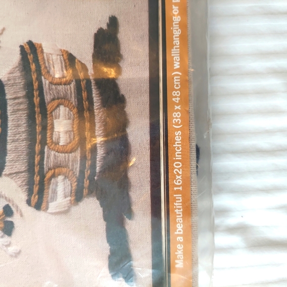 Vintage Stitchery kit New in Package - Picture 6 of 8